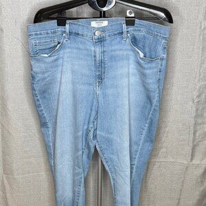 Denizen from Levi's - Women's High Rise Straight Jeans - Size 18 / W34 / L32